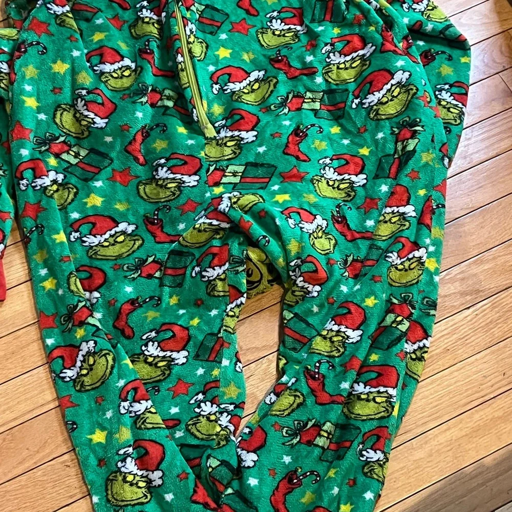 Dr. Seuss The Grinch Pajamas Super Minky Green Long Sleeve Adult 1 PC Sz XL